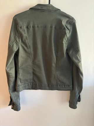 Chaqueta vaquera italiana de color verde talla S