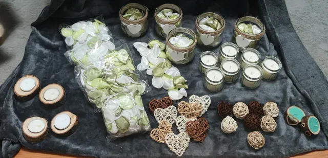 Lote Decoración Boda: Velas, Corazones y Pétalos
