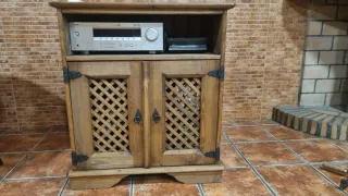Mesa rústica para TV