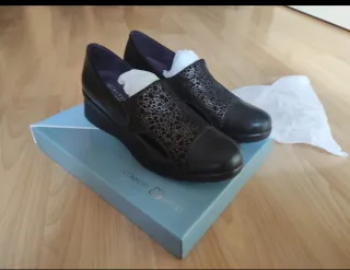 Zapatos Pitillos Talla 40 Negros/Plata