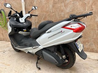 MaxiSym 600 ABS Moto. Solo 10.000km de 2017.