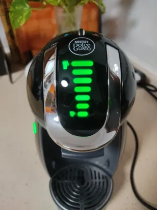 Cafetera Dolce Gusto DeLonghi