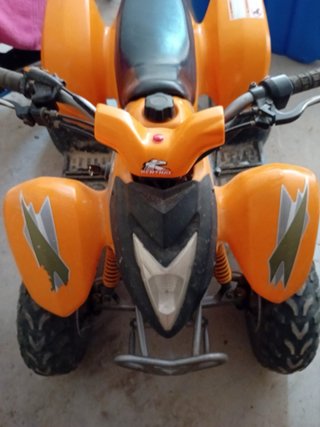 Quad infantil GOES XS 50 Naranja