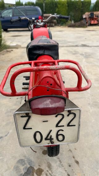 Moto Guzzi Clásica - Velocímetro