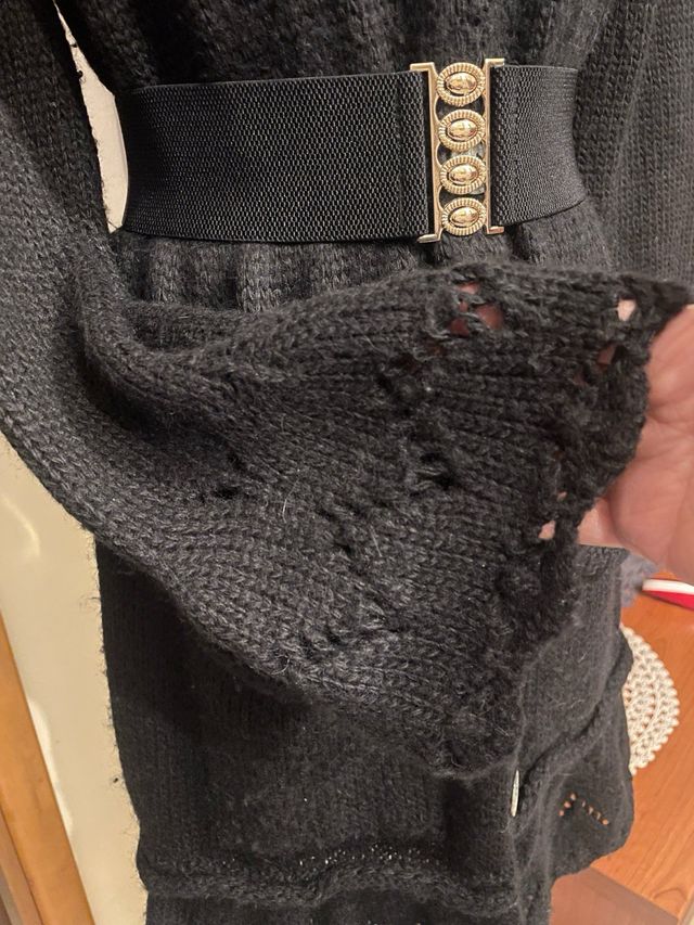 Cardigan nero con pelliccia