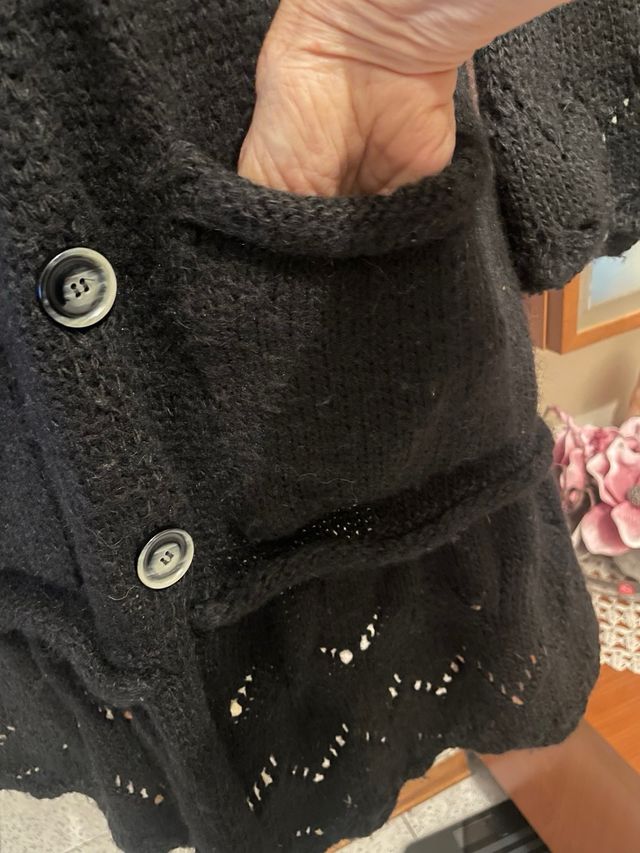 Cardigan nero con pelliccia