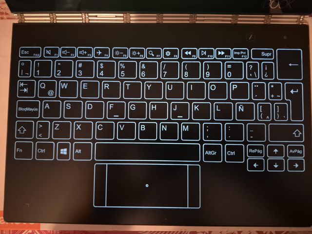 ¡Descubre el Lenovo Yoga Book con Windows!