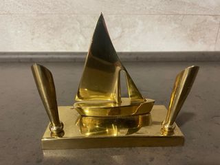 Porta bolígrafos Pluma Soporte Barco