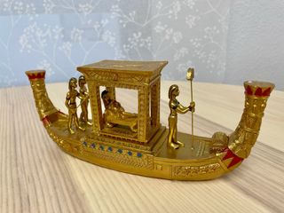 Barco Egipcio Nilo Reina Figura dorada.