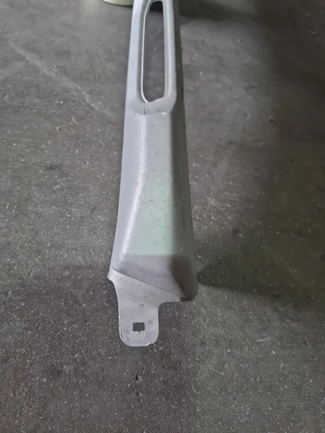 Moldura Paragolpes Dacia Dokker Central