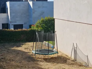 Cama elástica infantil