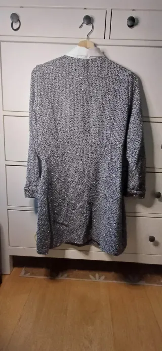 Vestido gris plateado corto