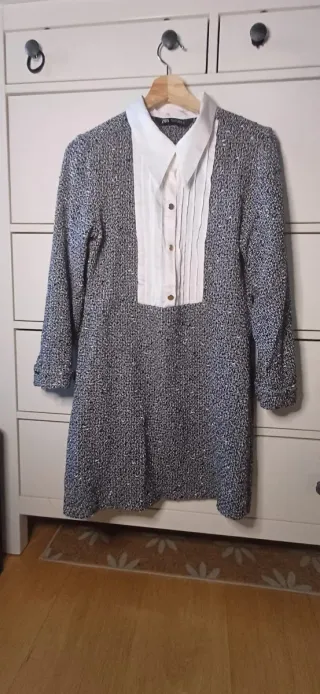 Vestido gris plateado corto