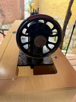 Mesa mueble máquina coser madera