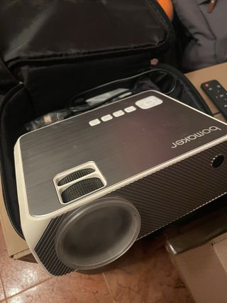 Proyector Bomaker Negro