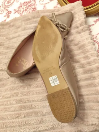 Bailarinas piel, oro viejo metalizado.