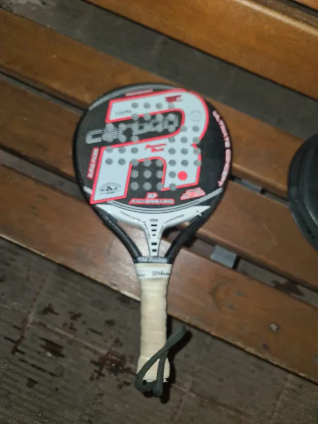Raqueta de pádel poco usada