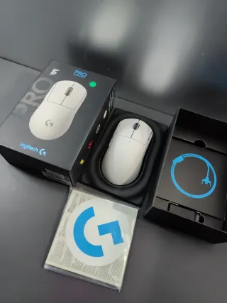 Ratón Logitech G Pro Superlight Blanco