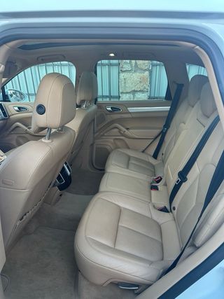 Porsche Cayenne 2015