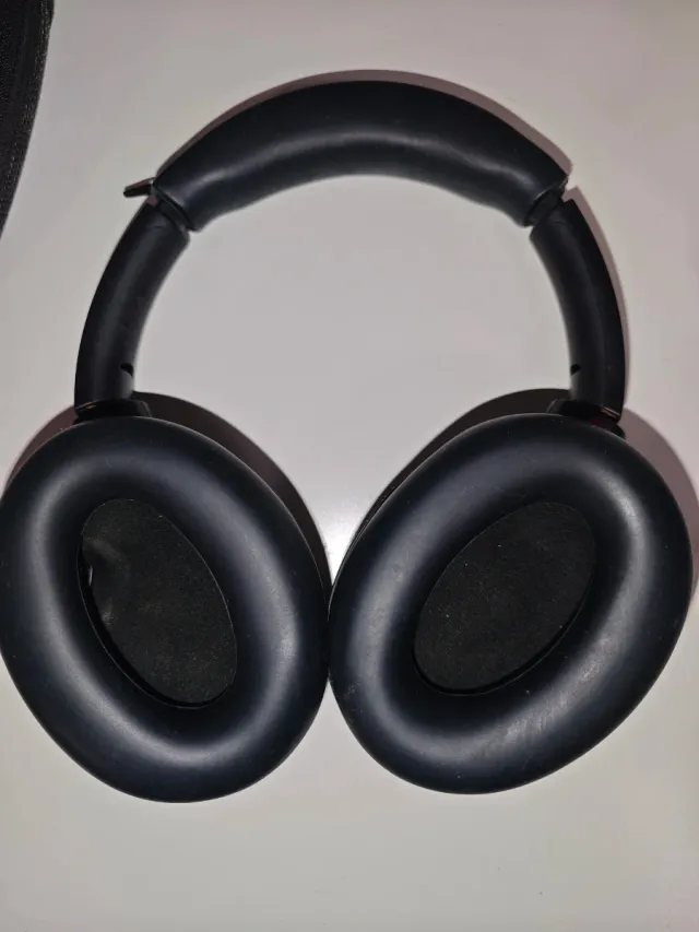 Sony WH1000XM4 Negros