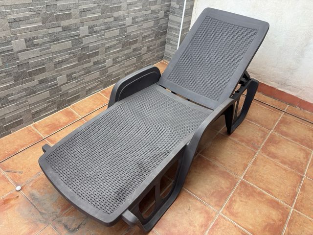 Tumbona reclinable de jardín