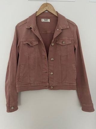 Chaqueta vaquera rosa Mango Talla XS