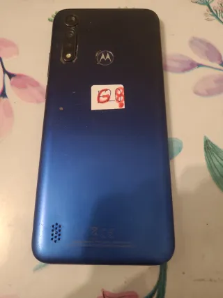 Motorola Moto G8 Blu marino Pezzi