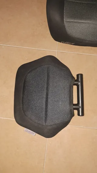 Alzador Coche ISOFIX Negro