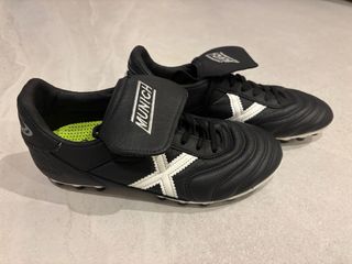 Botas de fútbol Munich Mundial AG
