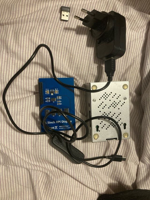 Raspberry Pi 4 Modelo B Plata