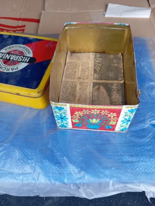 Caja de chapa Cola Cao