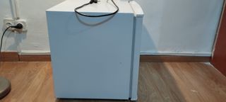 Congelador Comfee RCU40WH2(E) Blanco