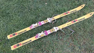 Skys travesía ATOMIC 165 "vintage" con fijaciones.