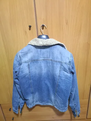 Chaqueta vaquera hombre con borreguito