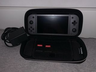 SET Nintendo Switch Lite gris+2 Zeldas+extras