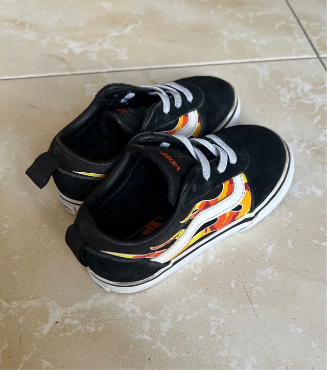 Zapatillas Vans Ward Slip-On Negras Talla 25