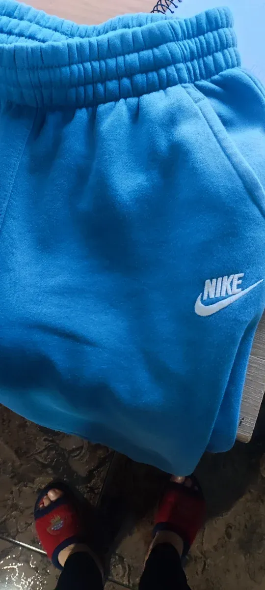 Pantalón chándal Nike azul, talla M de niño