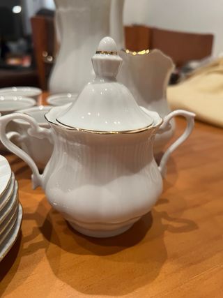 Juego de café porcelana fina filo oro