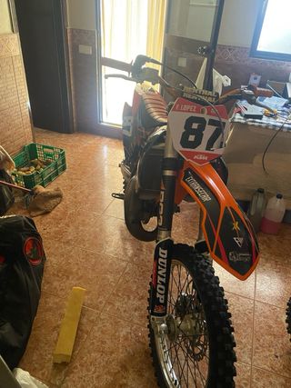 KTM 125