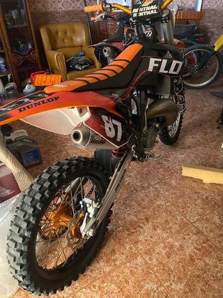 KTM 125