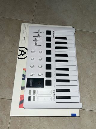 Piano Arturia MiniLab 3 CON LICENCIA