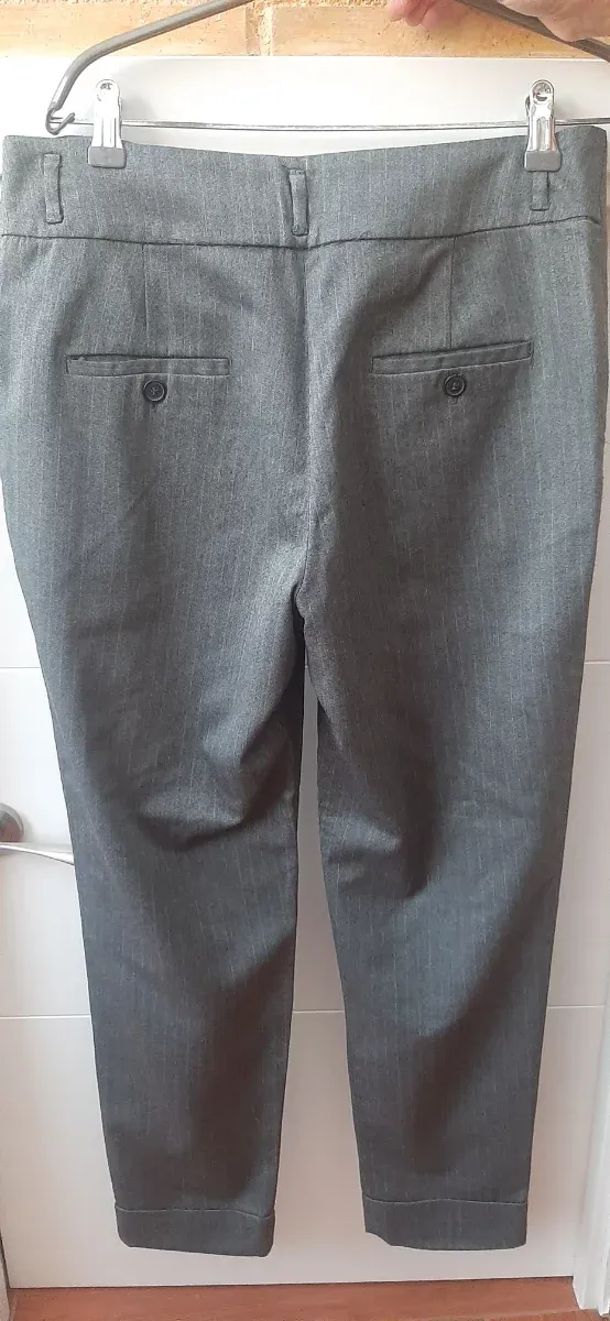 Pantalón de traje gris
