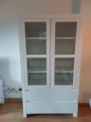 Salón completo: Muebles, mesas, sillas y lámparas