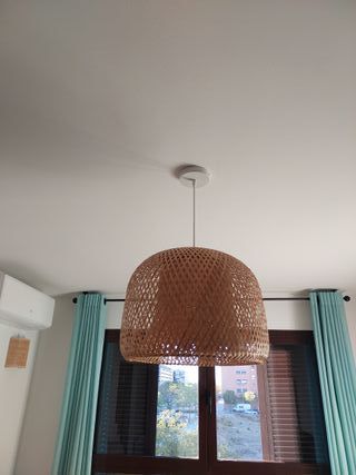 Salón completo: Muebles, mesas, sillas y lámparas