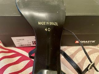 Sandalias Siboney Tacón Negro Brillante