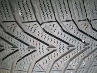 Neumático 185/60 R15 88T M+S Snowtrac