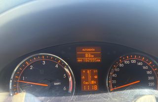 Toyota Avensis, año 2010 con 180mil km