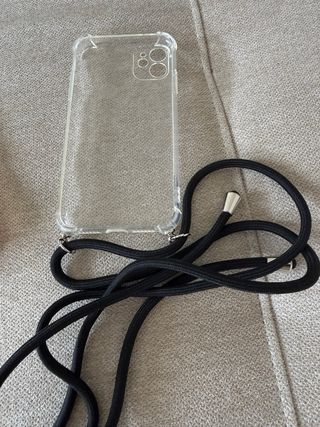Funda iPhone 11 Transparente con Cuerda