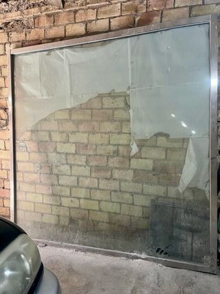 Escaparate Acero y Cristal Seguridad 2.27x2.27