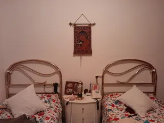 Dos Cabeceros de metal dorado para cama de 90 cm